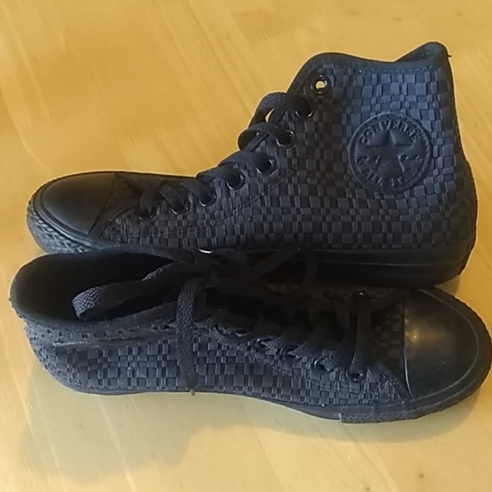 Converse Black High top